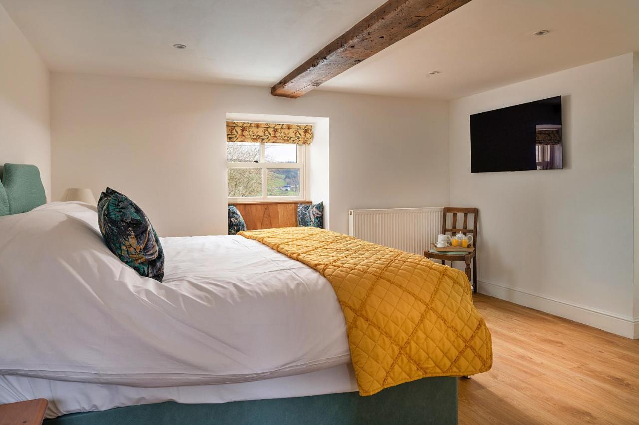 Finest Retreats - Moelis Granary - Luxury Cottage With Hot Tub Llandrillo Exterior foto